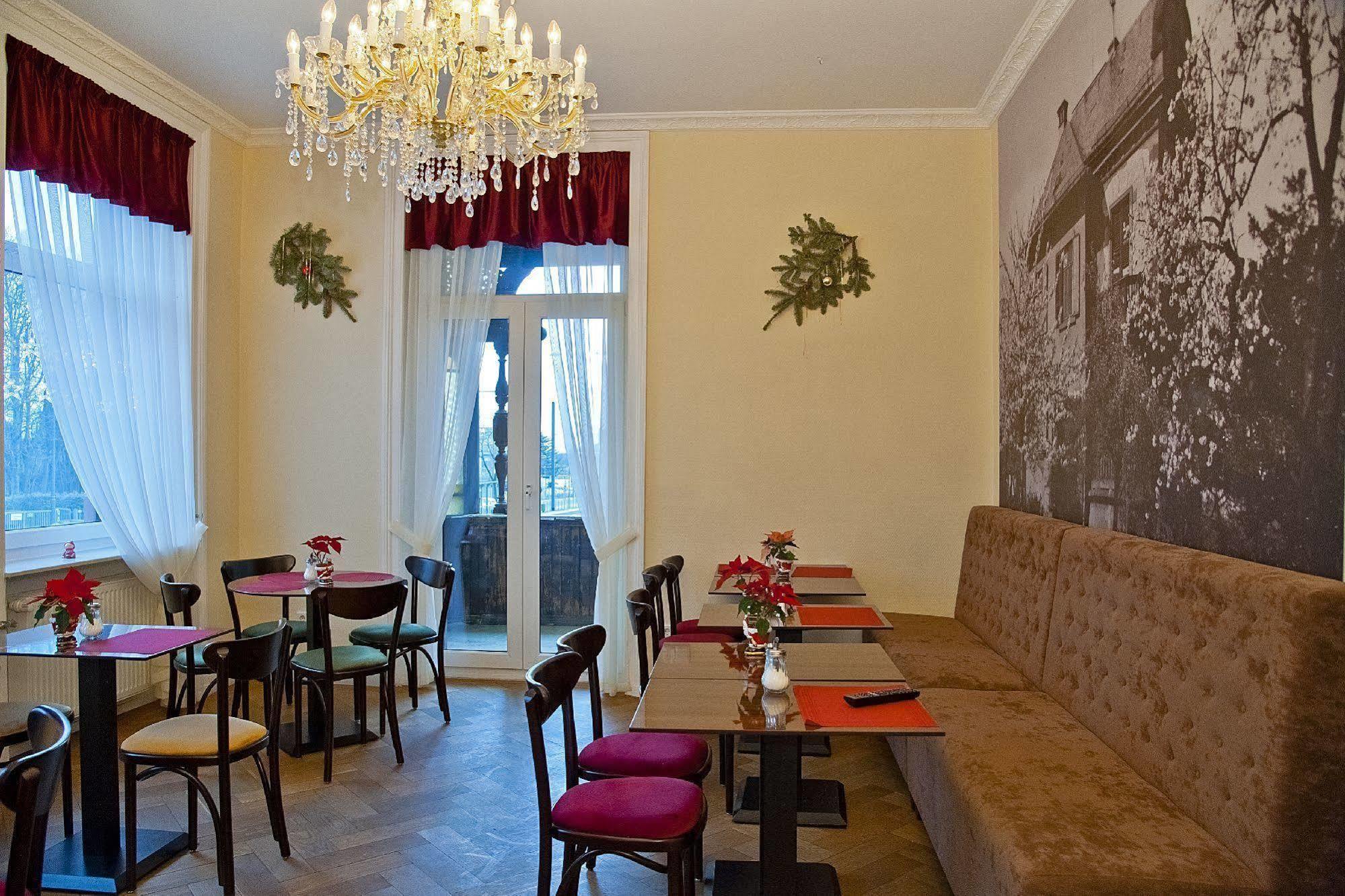 Arena Villa Am Wasserpark Франкфурт-на-Майне Экстерьер фото